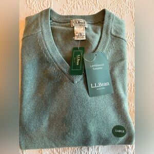 LL Bean sage green sweater 100% lambswool size large NWT